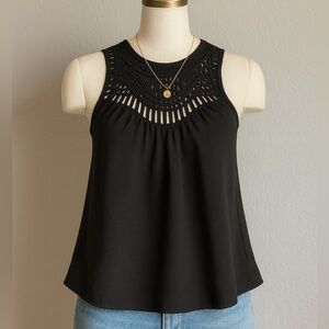 Storee Black Crochet-Yoke Sleeveless Blouse – XS